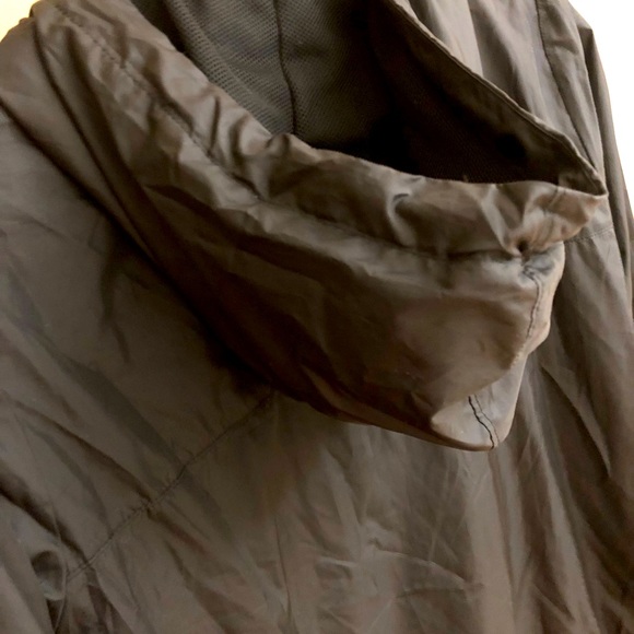 The North Face Rain/Wind Breaker Jacket - Picture 4 of 6